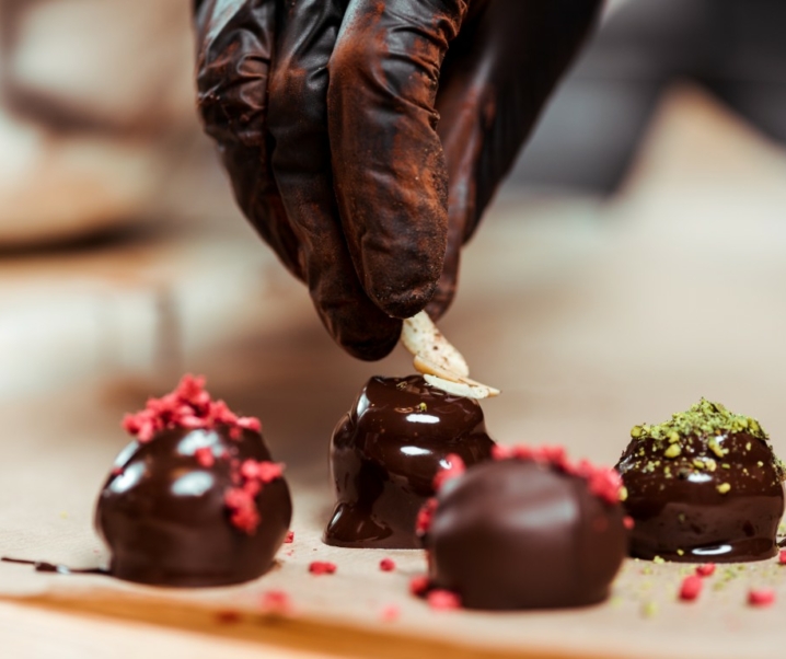 L’art de dresser un dessert : astuces de chefs pour une table digne d’un grand restaurant