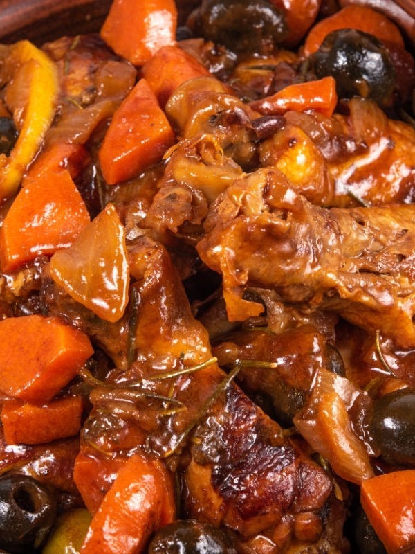 Vous aimez la tajine ? Trois alternatives aussi savoureuses, parfumées… et délicieusement dépaysantes